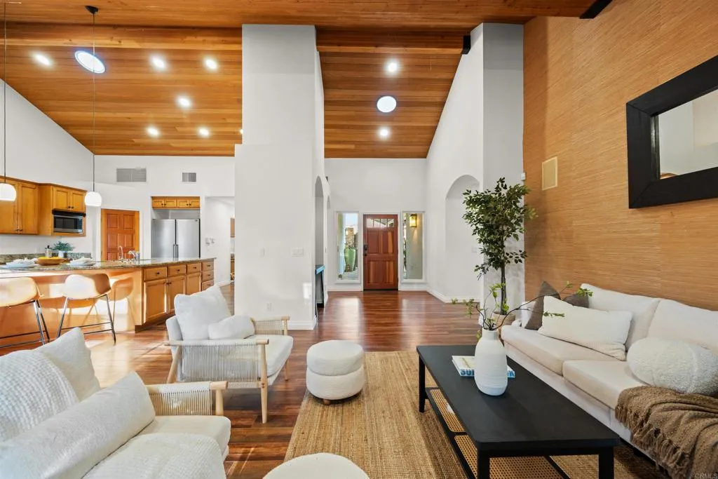 https://cdn.realtyfeed.com/cdn/127/306687441/60eec0a0df16dad54f081def9353a34d.webp