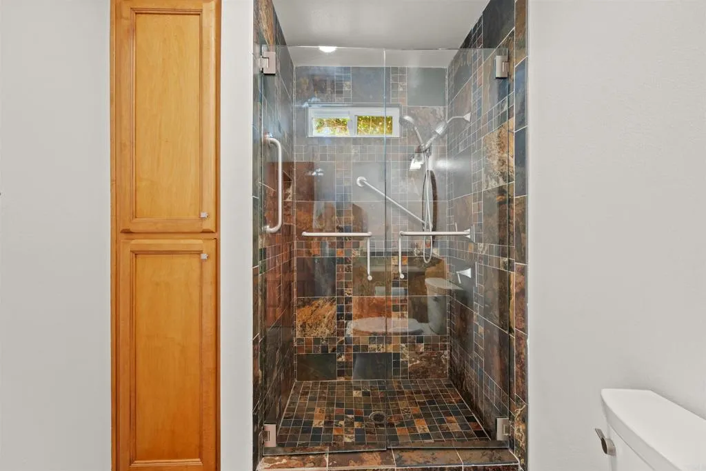 https://cdn.realtyfeed.com/cdn/127/306687441/6f2007cffab79109ac113a72799e4b63.webp
