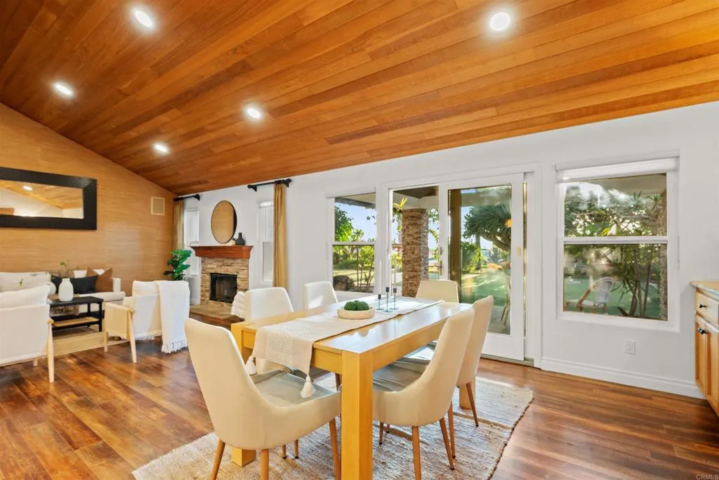 https://cdn.realtyfeed.com/cdn/127/306687441/734c3833ee09069e49e66f37cc1ba462.webp