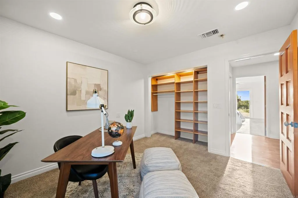 https://cdn.realtyfeed.com/cdn/127/306687441/7d1992a5b67e49dd01be1a239ca691fc.webp