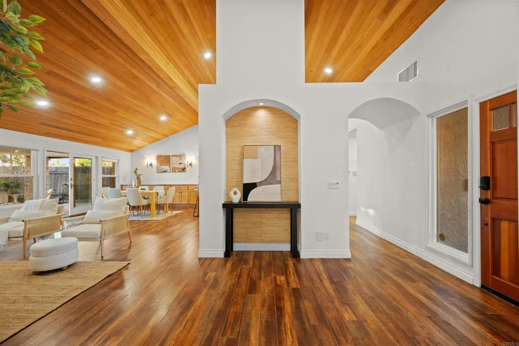 https://cdn.realtyfeed.com/cdn/127/306687441/c81f54c27bf102d13d6d606c1b459cb4.webp