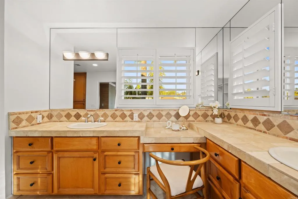 https://cdn.realtyfeed.com/cdn/127/306687441/d6f132b40701910201e90372e819bc3b.webp