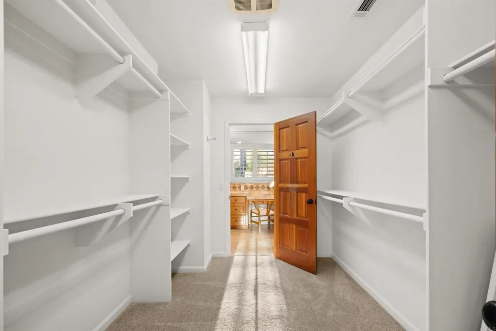 https://cdn.realtyfeed.com/cdn/127/306687441/da4a0148684f53e28437f631c2962a80.webp