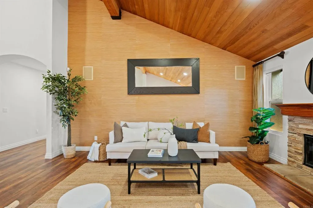 https://cdn.realtyfeed.com/cdn/127/306687441/e536e79309df34e9ecef3d242e9b5e48.webp