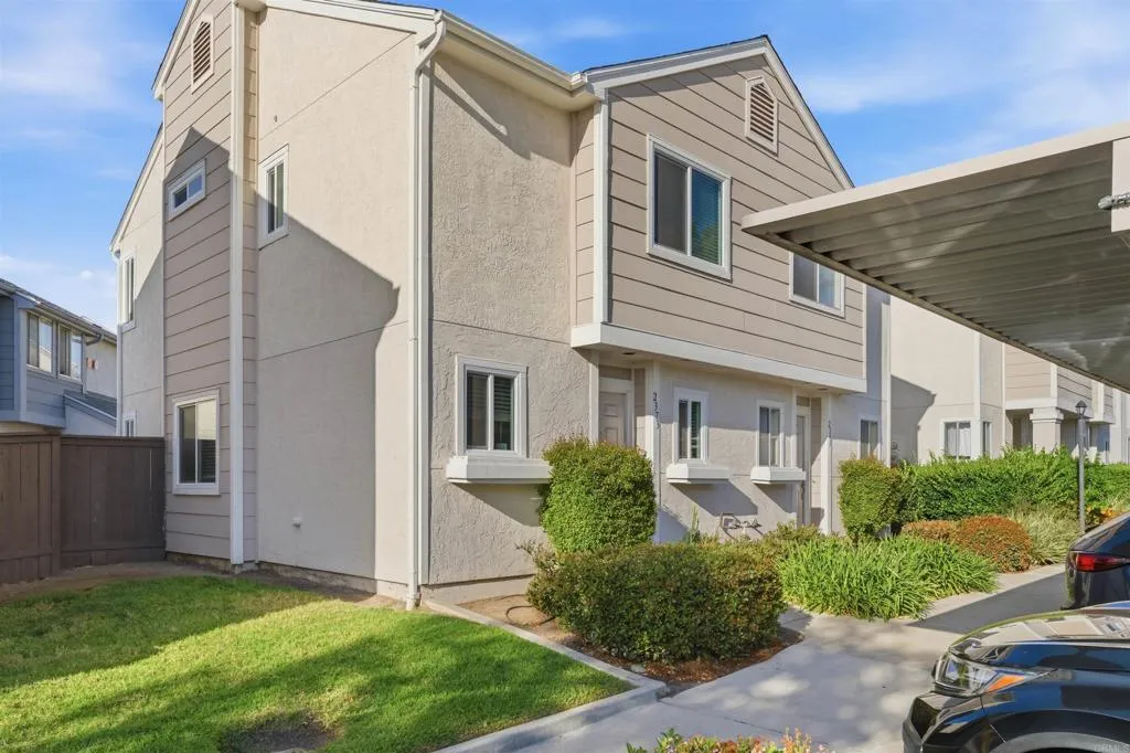https://cdn.realtyfeed.com/cdn/127/306687495/cd4aeb78f0f95fd1169386c0f8c60029.webp