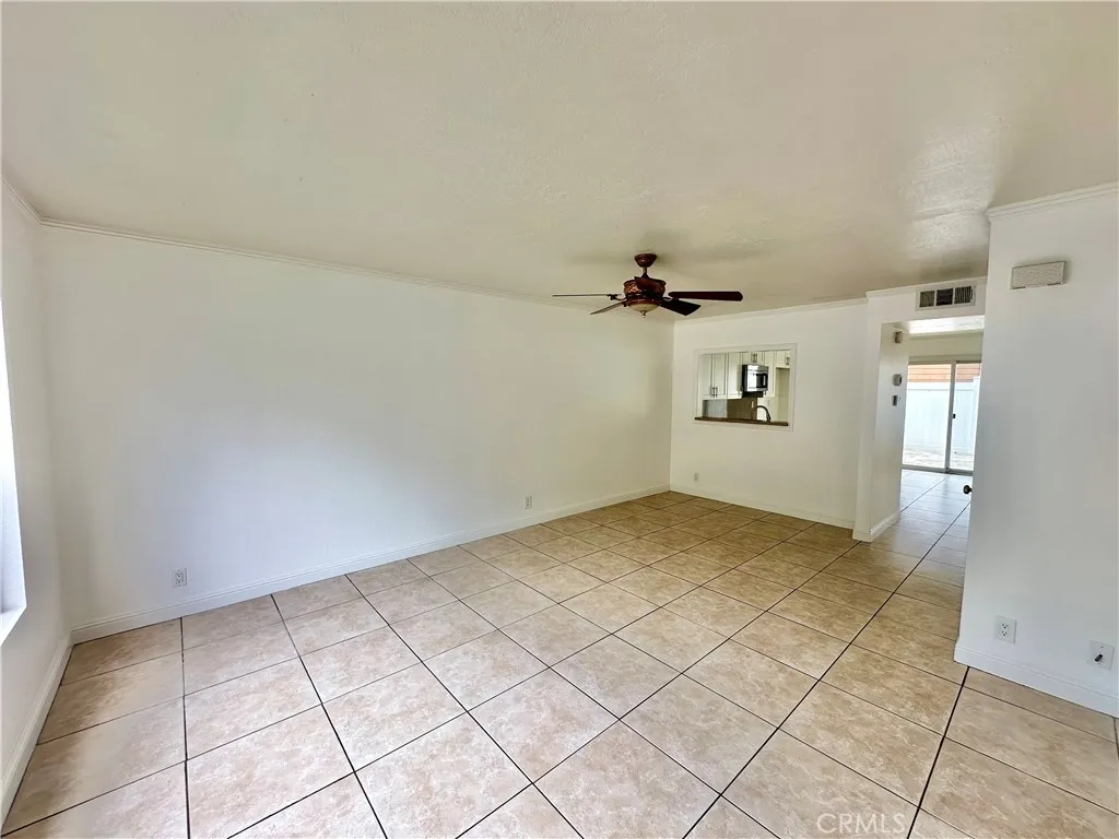 25885 Trabuco Unit 304, Lake Forest, CA 92630 - Photo 2 of 12, Lake Forest, CA