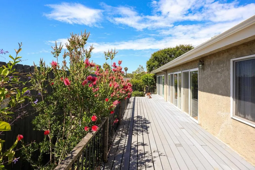 https://cdn.realtyfeed.com/cdn/127/306687505/299d26dd10e84abe74d0cd07e55bfe65.webp