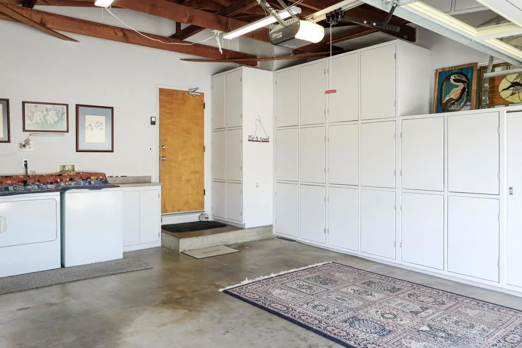 https://cdn.realtyfeed.com/cdn/127/306687505/380581ee91e3569d051ae7251938f8f1.webp