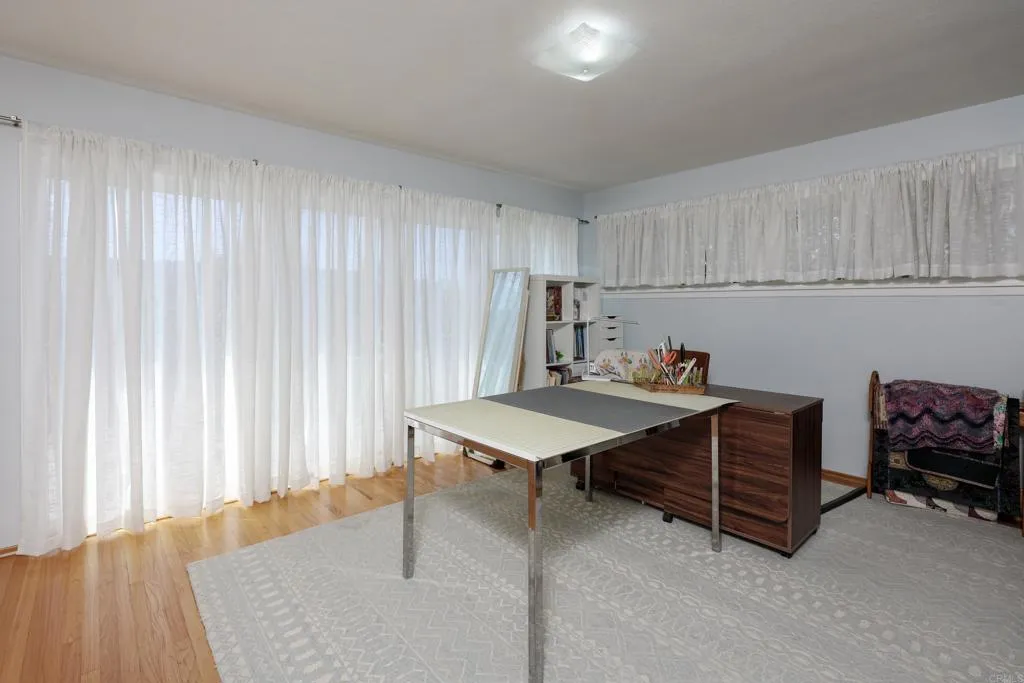 https://cdn.realtyfeed.com/cdn/127/306687505/4208620c6ba6dfe3f7fb142b81f7b87d.webp