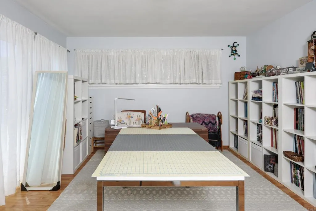https://cdn.realtyfeed.com/cdn/127/306687505/530ead2d628c2b3482e7cf23388b0a40.webp