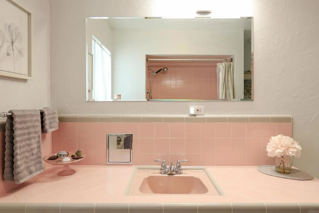 https://cdn.realtyfeed.com/cdn/127/306687505/7362fe57960b8a2e3ffb18b46ca5136d.webp