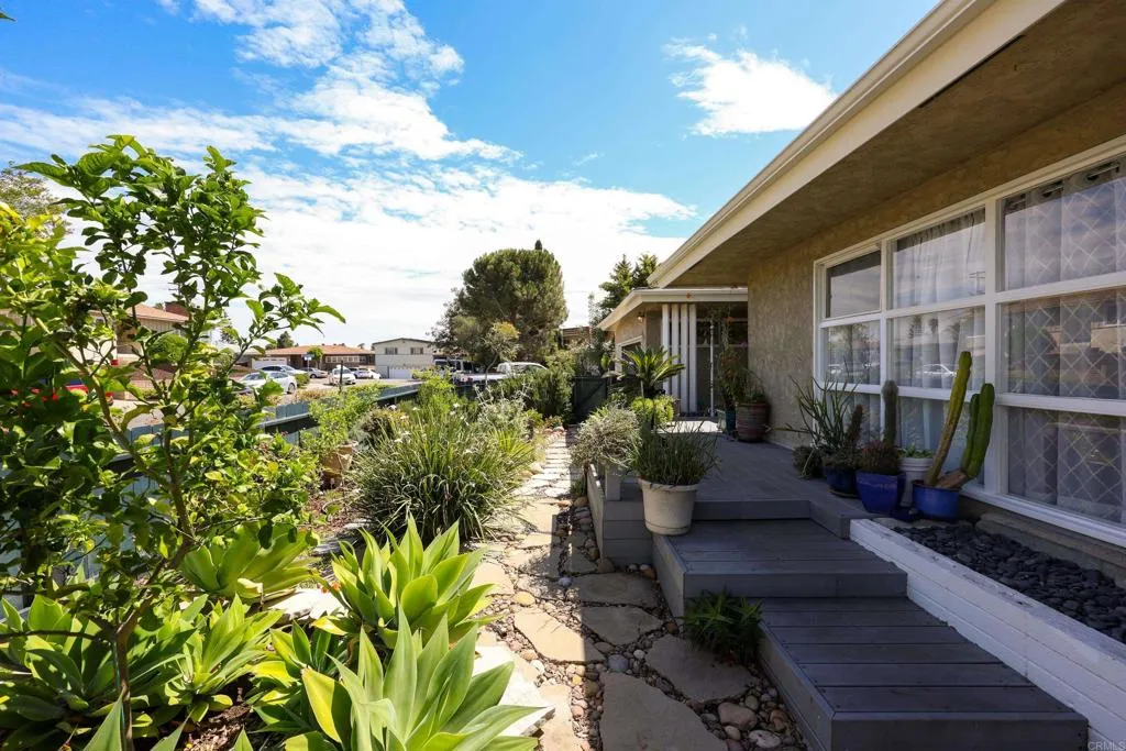 https://cdn.realtyfeed.com/cdn/127/306687505/87926da74581d7b5d70bb7e5e5361ab1.webp