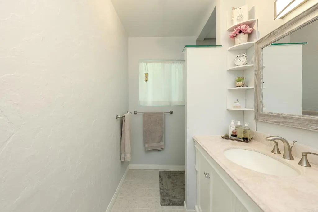 https://cdn.realtyfeed.com/cdn/127/306687505/9df80e4baf052fdf3a752eedf3f24369.webp