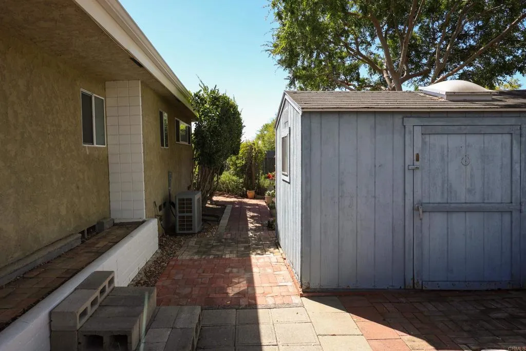 https://cdn.realtyfeed.com/cdn/127/306687505/bfff5d7952e75fd136924225e579fc76.webp