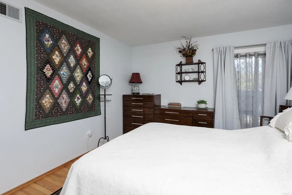 https://cdn.realtyfeed.com/cdn/127/306687505/f3512ed0b898fe97b7fe510018cb0f0a.webp