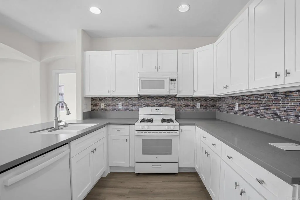 Photo #13: PTP2602659 Listing: Photo #13