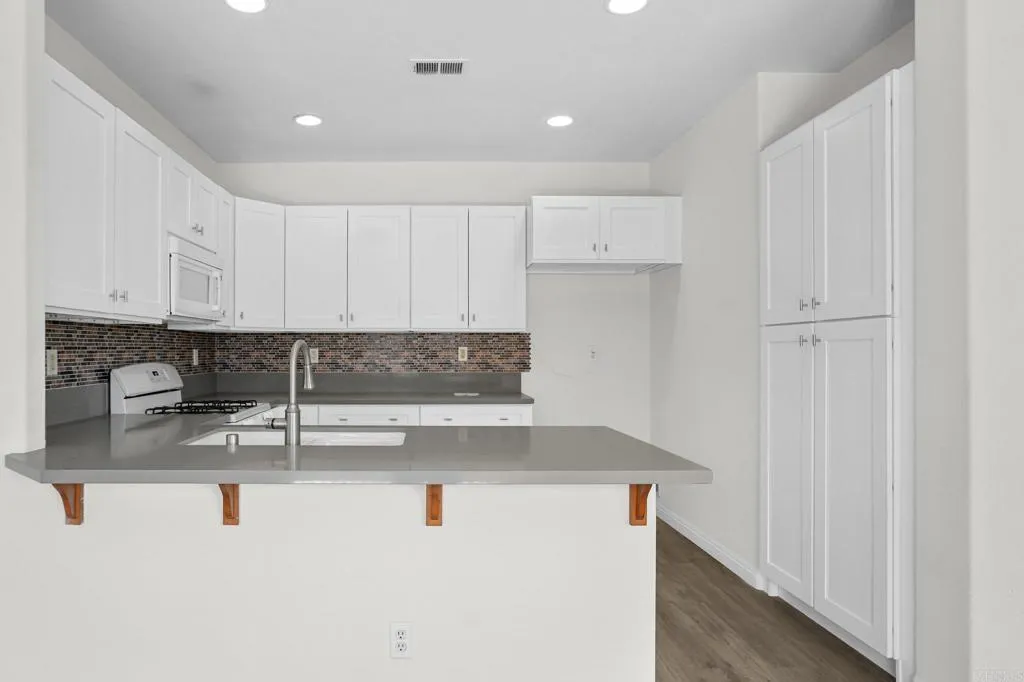 Photo #16: PTP2602659 Listing: Photo #16