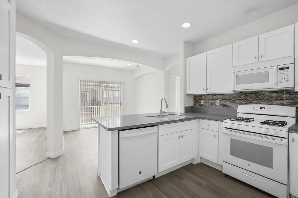 Photo #14: PTP2602659 Listing: Photo #14