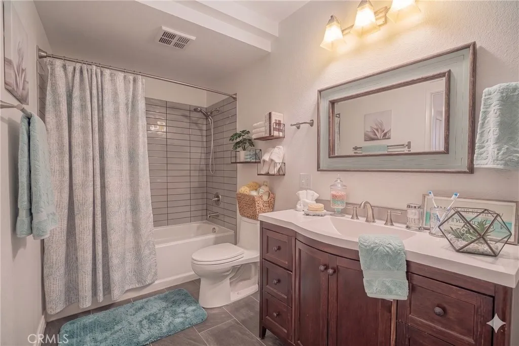Thousand Oaks, CA 91362