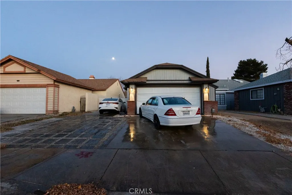 Palmdale, CA 93550