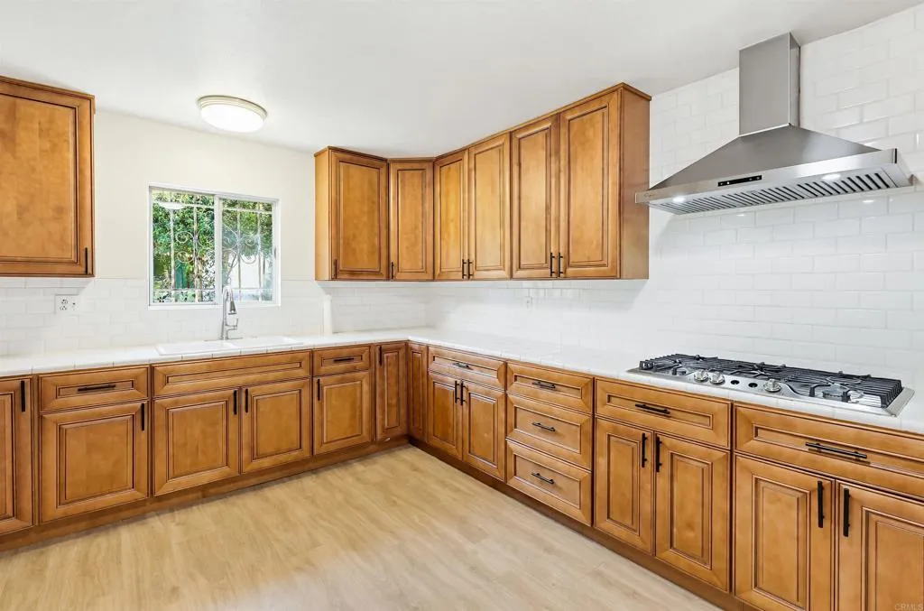 https://cdn.realtyfeed.com/cdn/127/306687590/08f272fef775d847f0e28f6192787186.webp
