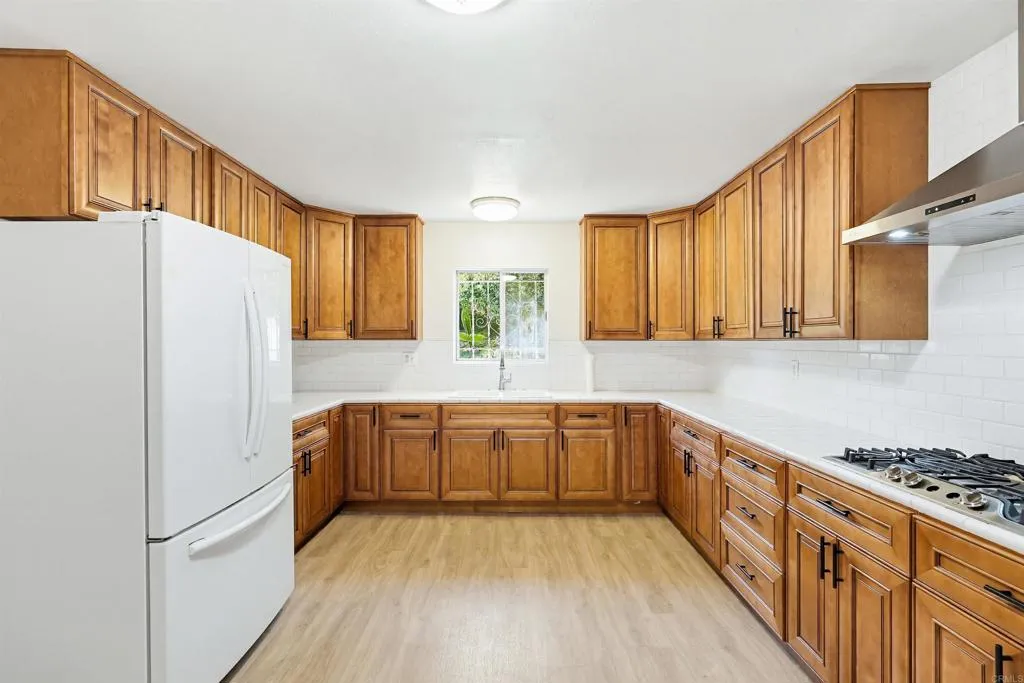 https://cdn.realtyfeed.com/cdn/127/306687590/09c4a356593c6ab5b7c433d018f165a4.webp