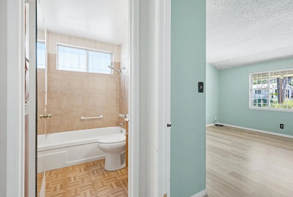 https://cdn.realtyfeed.com/cdn/127/306687590/3cbb161e8d21288aa9f1f305672cae39.webp