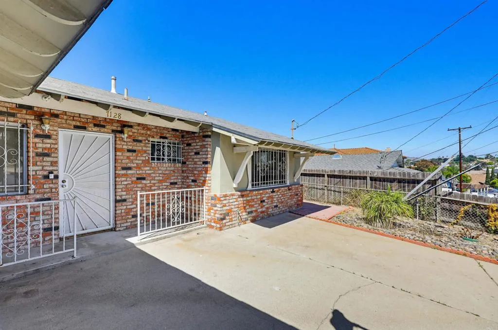 https://cdn.realtyfeed.com/cdn/127/306687590/ce9c5b73671cb767cd6adaa0c8096295.webp