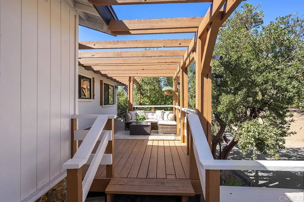 https://cdn.realtyfeed.com/cdn/127/306687609/8633e9b631ec4d7d86f1a6e5440c34d4.webp