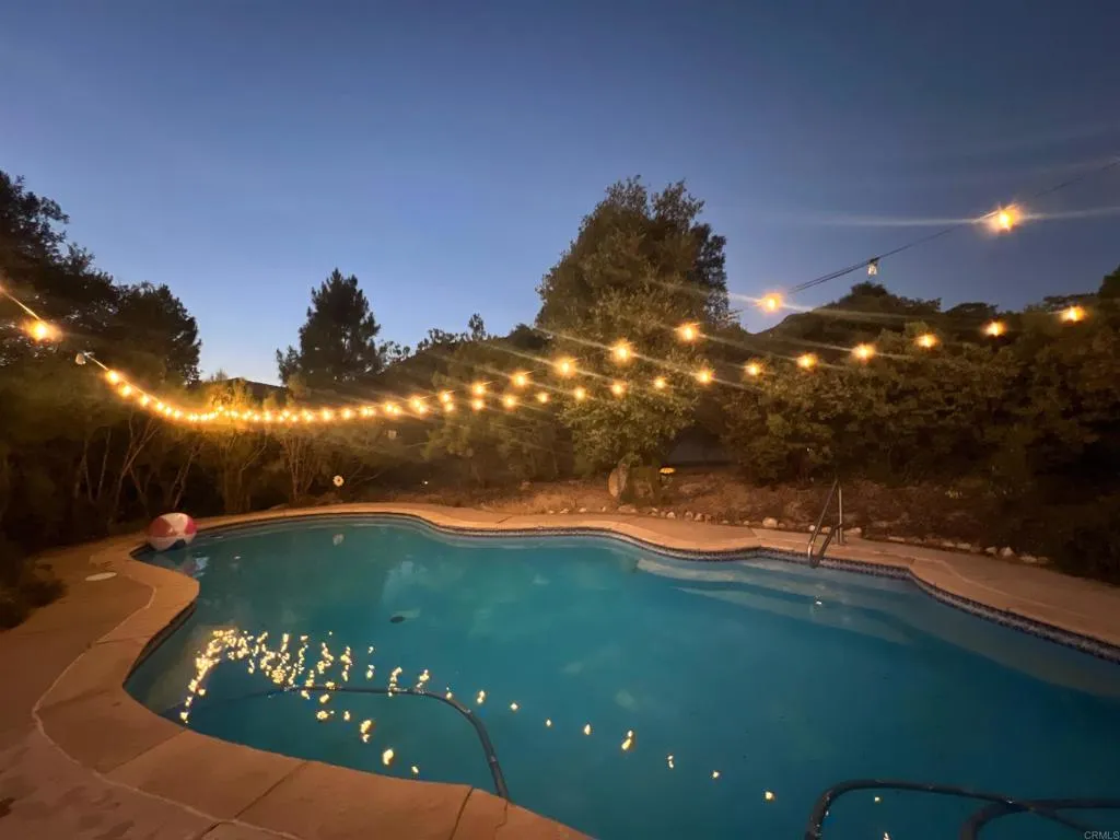 https://cdn.realtyfeed.com/cdn/127/306687609/9f9a51c50dfe8d8fb3994cc43bc9ec0e.webp