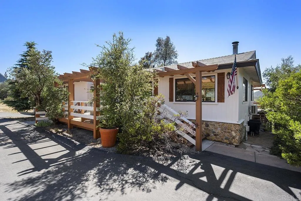 https://cdn.realtyfeed.com/cdn/127/306687609/d7c98bbc7005d2f9f8d169f9fb4b7685.webp