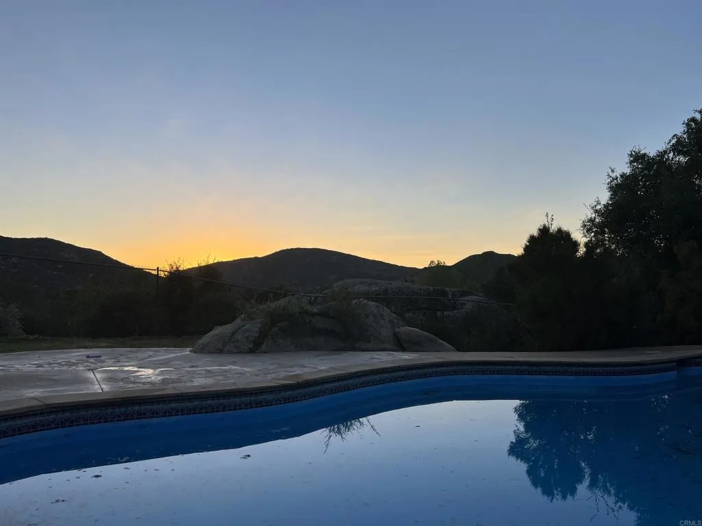 https://cdn.realtyfeed.com/cdn/127/306687609/ddf368f2d21787651ce68d55a556a20f.webp