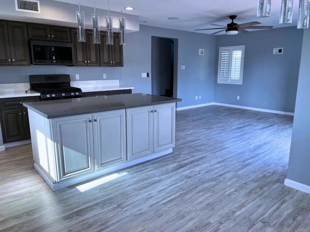 1379 Peach Avenue, El Cajon, CA, 92021