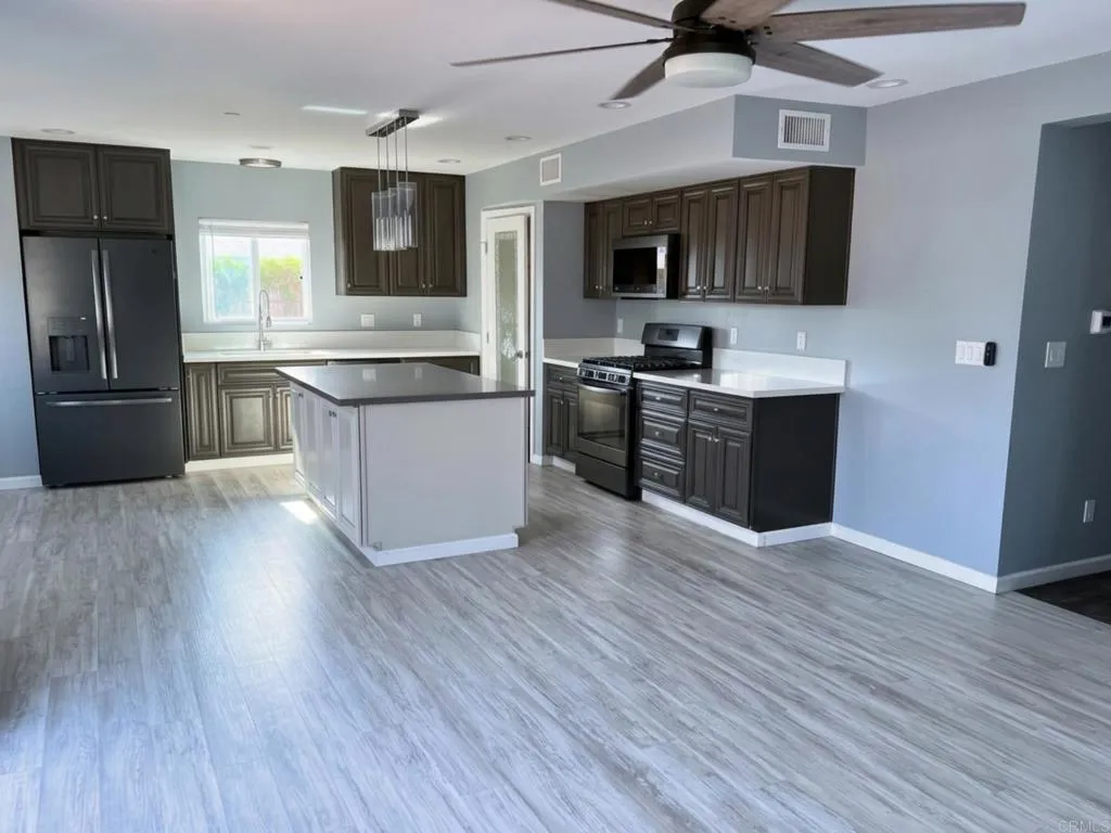 1379 Peach Avenue, El Cajon, CA, 92021