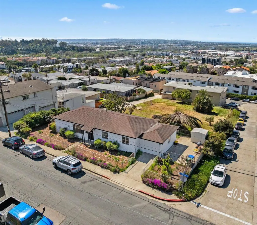 https://cdn.realtyfeed.com/cdn/127/306687652/148c6522d841a2dfd5e116642a70767b.webp