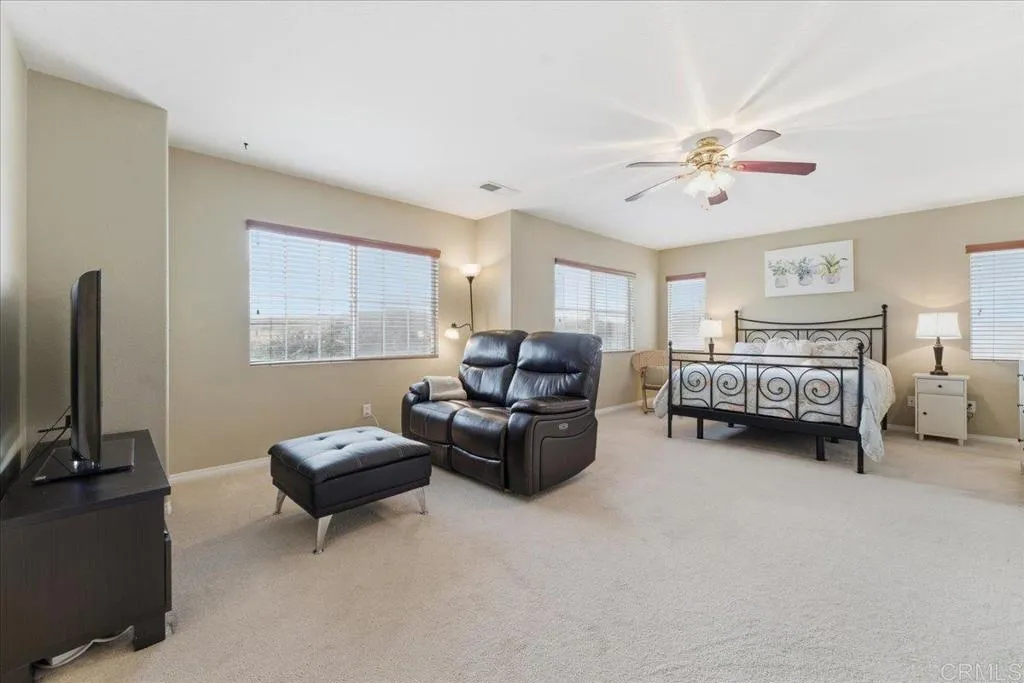 https://cdn.realtyfeed.com/cdn/127/306687677/906e27983ae9e283d6f0618622cf97d1.webp