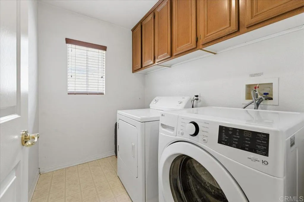 https://cdn.realtyfeed.com/cdn/127/306687677/cc14e44445f59c8f4738770cc1085516.webp