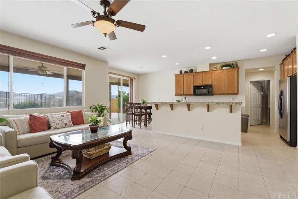 https://cdn.realtyfeed.com/cdn/127/306687677/ccb7e99096d8820ac8d8ae659284d6ce.webp