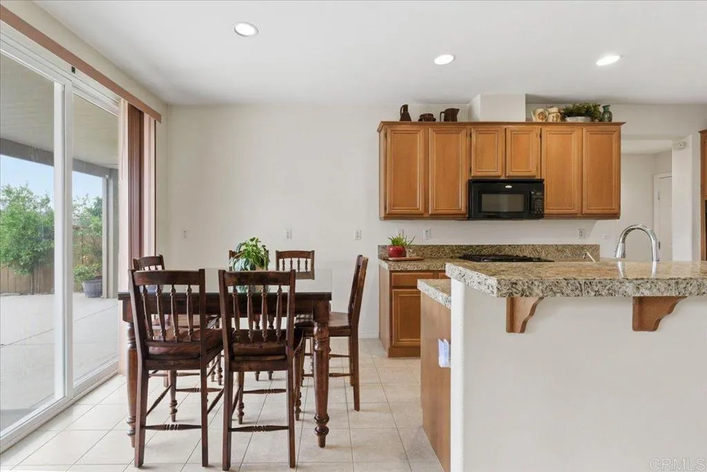 https://cdn.realtyfeed.com/cdn/127/306687677/e3dc2df93a6a4b1310cf0e217c2ddf99.webp