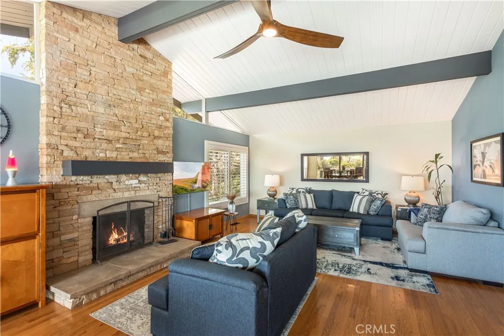 https://cdn.realtyfeed.com/cdn/127/306687720/104d9a24b1fc18d07da07c4ffed45cd9.webp
