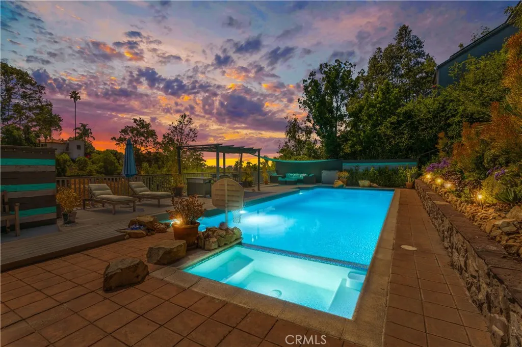 https://cdn.realtyfeed.com/cdn/127/306687720/21e53698fb634ee2b771aacd6fbd6426.webp