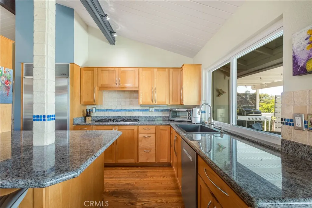 https://cdn.realtyfeed.com/cdn/127/306687720/343f22eb8e2bee743fd49581ce10f7a8.webp