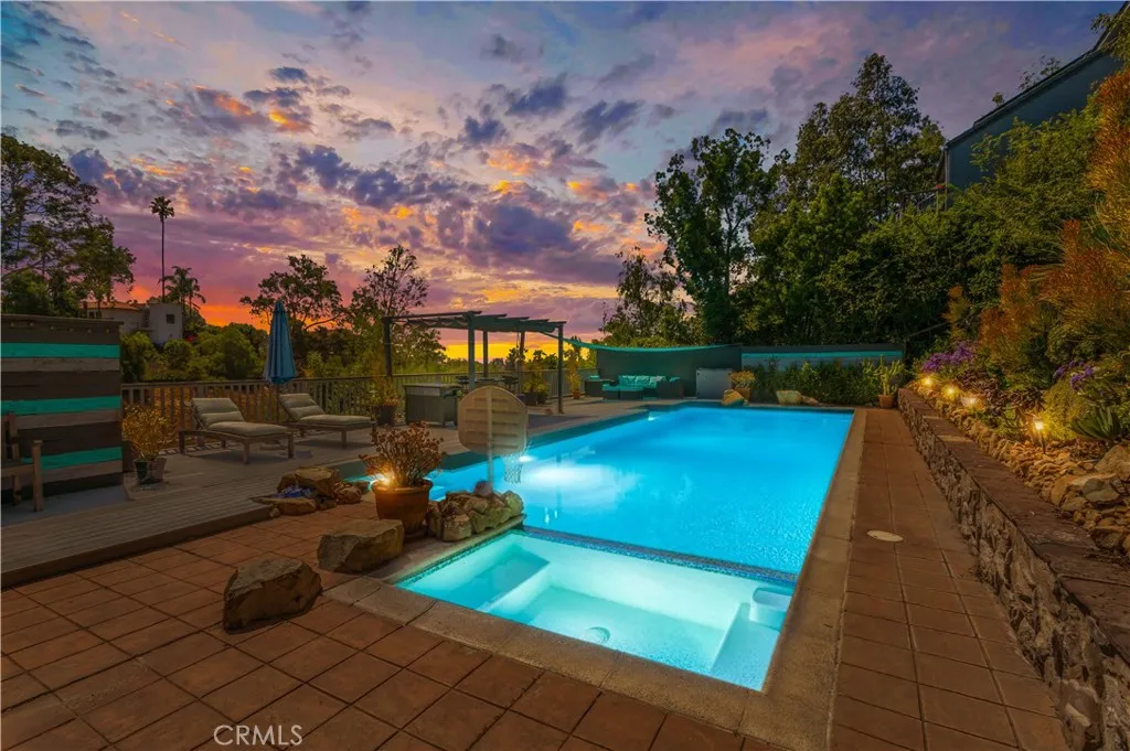 https://cdn.realtyfeed.com/cdn/127/306687720/450c5428ebda4931e369f7db30903b17.webp