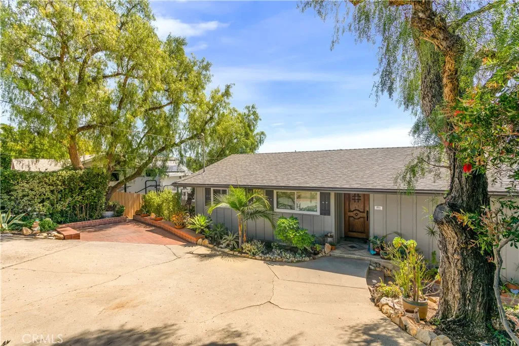 https://cdn.realtyfeed.com/cdn/127/306687720/603d0c6023e4d19b9d658a9c956ad748.webp