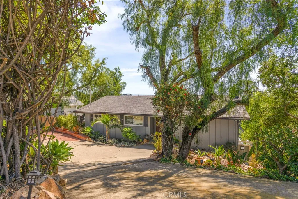 https://cdn.realtyfeed.com/cdn/127/306687720/718e66b5e1a15c42270252f5b3f01ba9.webp