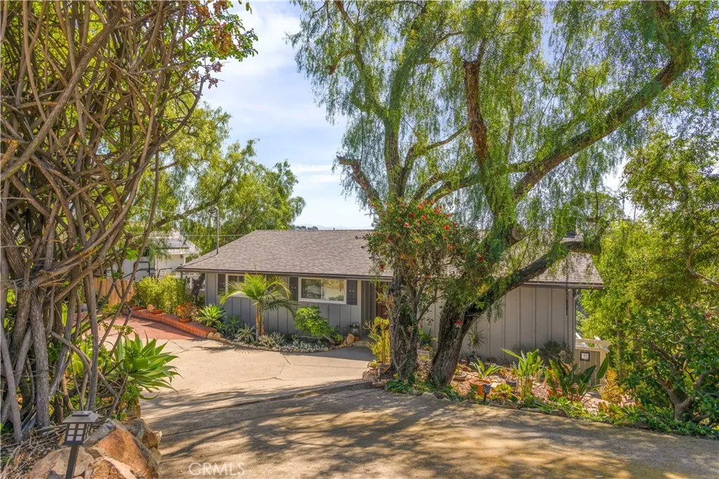 https://cdn.realtyfeed.com/cdn/127/306687720/c8325866360522ed70586d820d39bd89.webp