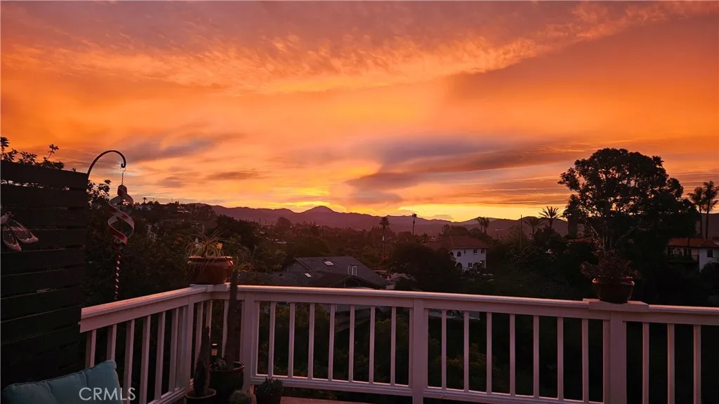https://cdn.realtyfeed.com/cdn/127/306687720/f61a9f20e613df909a76ec329630b412.webp