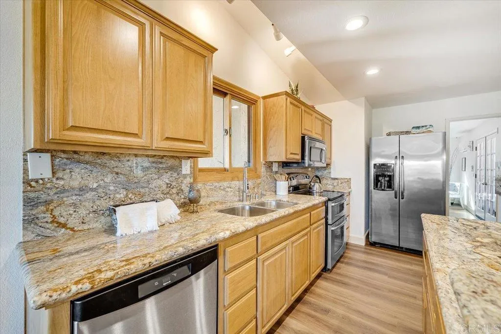 https://cdn.realtyfeed.com/cdn/127/306687722/763fe0ef27ea5401cdb072798047d374.webp