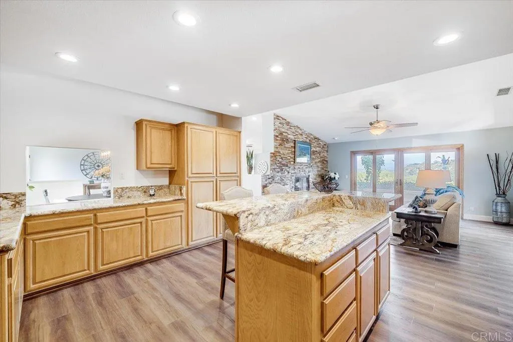 https://cdn.realtyfeed.com/cdn/127/306687722/b2fad056b93f368f2c12581355b54761.webp