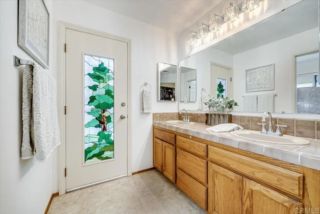 https://cdn.realtyfeed.com/cdn/127/306687722/b36069f7adef5a59590dcb1fdaccc710.webp